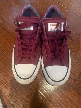 Converse Kids Maroon Low Top Sneakers with White Toe Cap